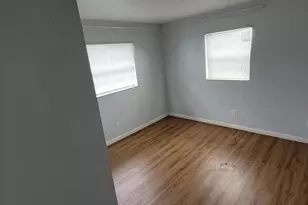 351 W 21st St, Riviera Beach, FL 33404 - Photo 9