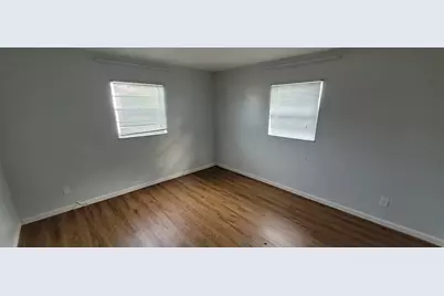 351 W 21st Street, Riviera Beach, FL 33404 - Photo 11
