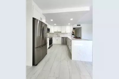 2003 Lincoln A, Boca Raton, FL 33434 - Photo 7