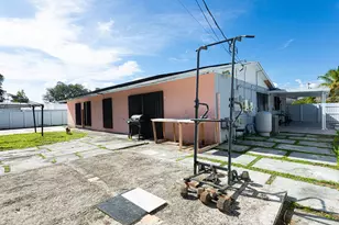 18933 SW 96th Ave, Cutler Bay, FL 33157 - Photo 17