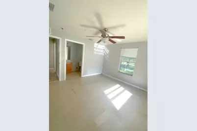 17 SW 6th Avenue, Dania, FL 33004 - Photo 9