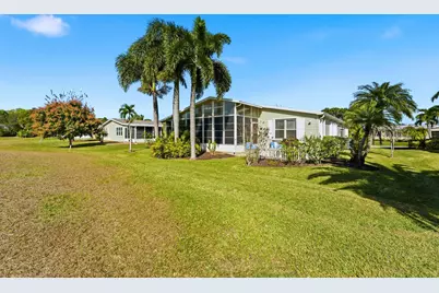 8121 9th Hole Drive, Port Saint Lucie, FL 34952 - Photo 33