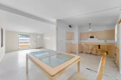 555 SE Airoso Boulevard, Port Saint Lucie, FL 34983 - Photo 5