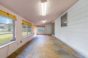 555 SE Airoso Blvd, Port Saint Lucie, FL 34983 - Photo 17