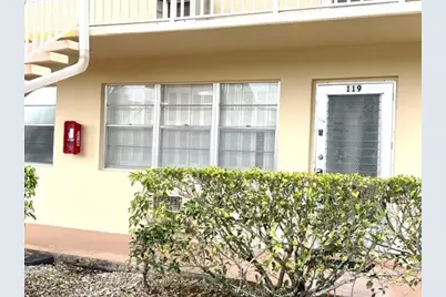 119 Berkshire F, West Palm Beach, FL 33417 - Photo 1