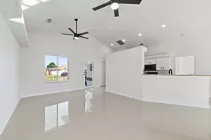 3031 SE Galt Cir, Port Saint Lucie, FL 34984 - Photo 11
