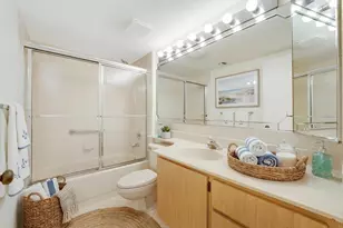 1001 Seafarer Cir, Jupiter, FL 33477 - Photo 11