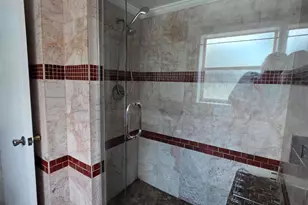 201 S Lakeside Dr, Lake Worth Beach, FL 33460 - Photo 9