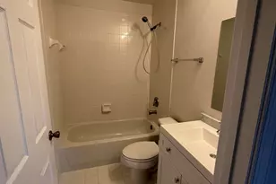 930 Summit Lake Dr, West Palm Beach, FL 33406 - Photo 17