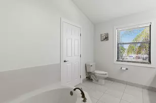 3962 Circle Lake Dr, West Palm Beach, FL 33417 - Photo 31