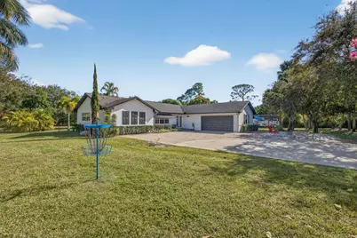 8218 S Elizabeth Avenue, Palm Beach Gardens, FL 33418 - Photo 13