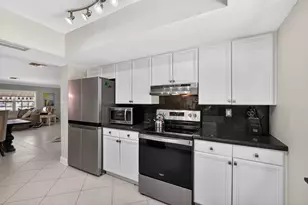 8218 S Elizabeth Ave, Palm Beach Gardens, FL 33418 - Photo 3