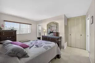2843 Crosley Dr W, West Palm Beach, FL 33415 - Photo 19