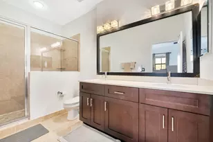 5904 NW 46th Ln, Tamarac, FL 33319 - Photo 9