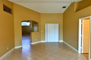 685 SW Hoffenberg Ave Ave, Port Saint Lucie, FL 34953 - Photo 5