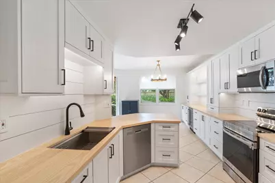 2916 Deer Creek Country Club Boulevard, Unit #2916, Deerfield Beach, FL 33442 - Photo 9