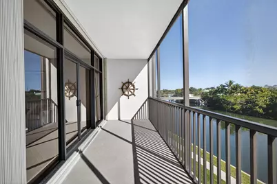 11370 Twelve Oaks Way, Unit #417, North Palm Beach, FL 33408 - Photo 23