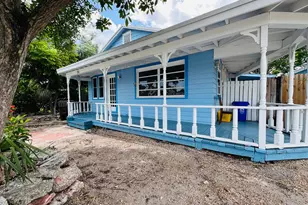 714 W Lakewood Rd, West Palm Beach, FL 33405 - Photo 9