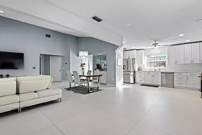 7017 NW 3rd Avenue SE, Boca Raton, FL 33487 - Photo 13