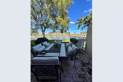 217 Berenger Walk, Royal Palm Beach, FL 33414 - Photo 31