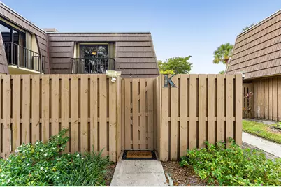 707 7th Court, Palm Beach Gardens, FL 33410 - Photo 1