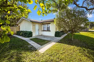3858 Lakewood Rd, Palm Springs, FL 33461 - Photo 5