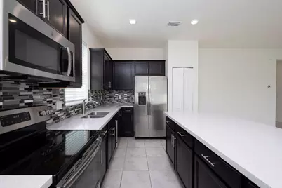 7847 NW Greenbank Circle, Port Saint Lucie, FL 34987 - Photo 15