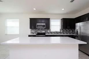 7847 NW Greenbank Cir, Port Saint Lucie, FL 34987 - Photo 13