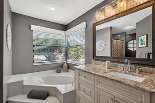 560 Juniper Pl, Wellington, FL 33414 - Photo 9