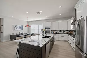 12433 SW Crystal Cv Dr, Port Saint Lucie, FL 34987 - Photo 17