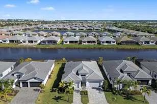 12433 SW Crystal Cv Dr, Port Saint Lucie, FL 34987 - Photo 45