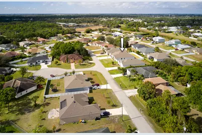 6125 NW Drophy Avenue, Port Saint Lucie, FL 34986 - Photo 31