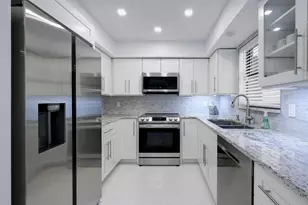 11335 12 Oaks Way, North Palm Beach, FL 33408 - Photo 5