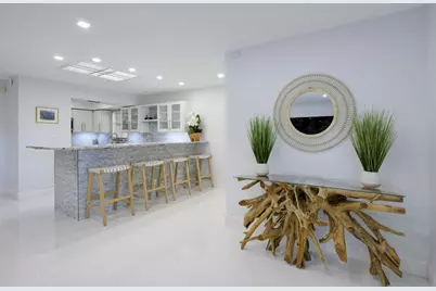 11335 Twelve Oaks Way, North Palm Beach, FL 33408 - Photo 3