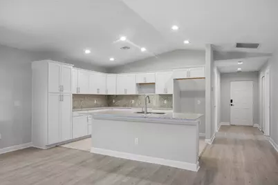 31 Flores Del Norte, Fort Pierce, FL 34951 - Photo 3