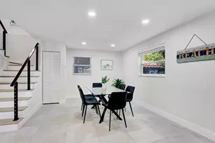 218 NE 10th St, Delray Beach, FL 33444 - Photo 11