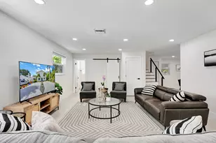 218 NE 10th St, Delray Beach, FL 33444 - Photo 7