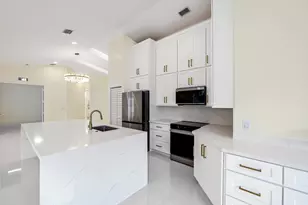 17277 Hampton Blvd, Boca Raton, FL 33496 - Photo 5