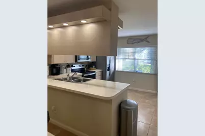 8131 Sedgewick Court, Unit #31B, Lake Clarke Shores, FL 33406 - Photo 9