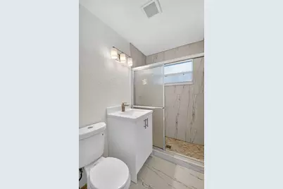 312 Greenbrier Drive, Palm Springs, FL 33461 - Photo 15