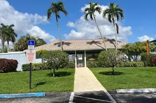 5249 Tennis Ln, Delray Beach, FL 33484 - Photo 23