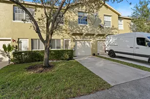 2186 SE Destin Dr, Port Saint Lucie, FL 34952 - Photo 33