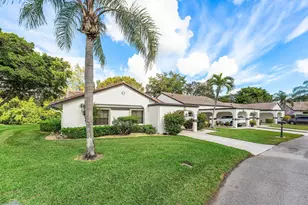 5574 Parkwalk Cir E, Boynton Beach, FL 33472 - Photo 7