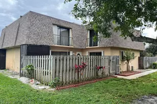 4602 Waterview Cir, Palm Springs, FL 33461 - Photo 1