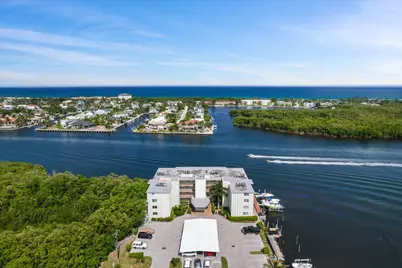 689 NE 6th Court, Unit #4010, Boynton Beach, FL 33435 - Photo 31