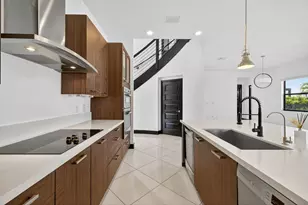 15800 NW 88th Ave, Miami Lakes, FL 33018 - Photo 19
