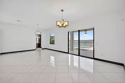 15800 NW 88th Avenue, Miami Lakes, FL 33018 - Photo 21