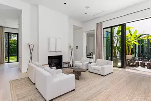 241 Jungle Rd, Palm Beach, FL 33480 - Photo 11