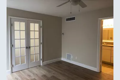 641 Executive Center Drive, Unit #P-202, West Palm Beach, FL 33401 - Photo 11