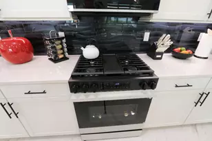 13435 SW Vermillion Cir, Port Saint Lucie, FL 34987 - Photo 11